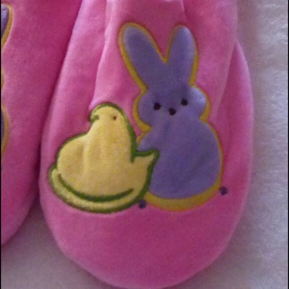 PEEPS SLIPPERS SIZE 13-1 AND FACE MASK! NEW!